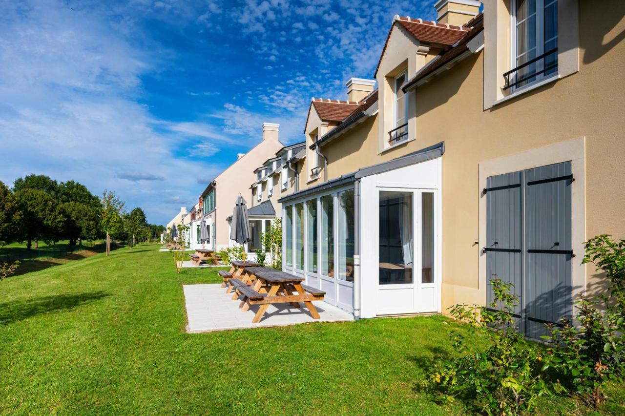 Staycity Aparthotels Near Disneyland Paris Bailly-Romainvilliers Exteriör bild