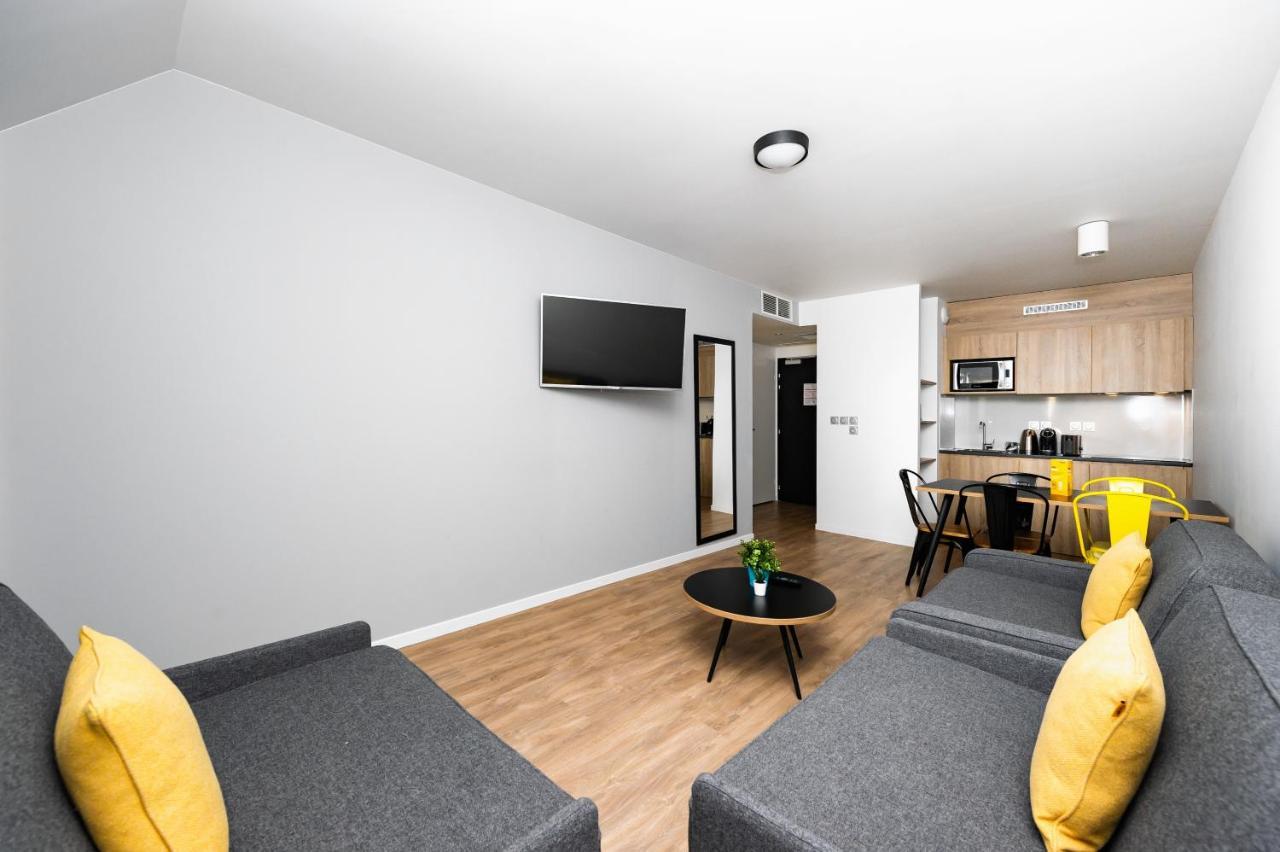 Staycity Aparthotels Near Disneyland Paris Bailly-Romainvilliers Exteriör bild