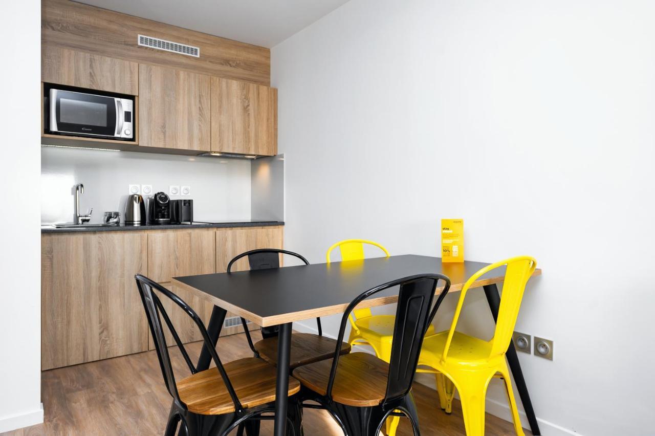 Staycity Aparthotels Near Disneyland Paris Bailly-Romainvilliers Exteriör bild